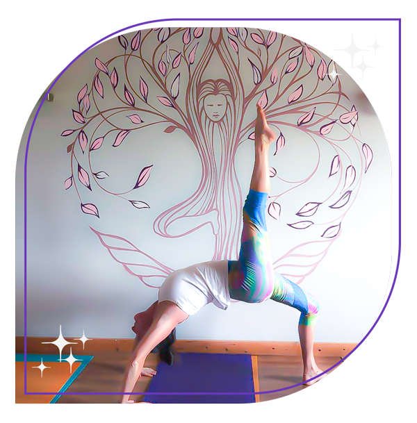 Intermediate Hatha Yogo in Lahinch Studio